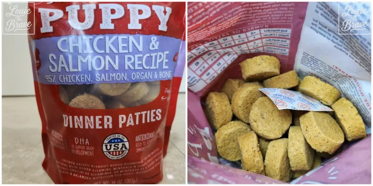 Stella & Chewy's puppy patties bag and freeze-dried Chicken & Salmon patties inside (스텔라앤츄이스 퍼피 디너패티 포장과 봉지 안의 치킨&살몬 동결건조 패티)